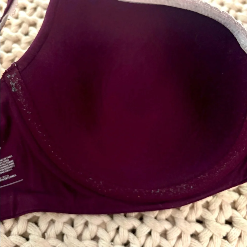 VICTORIA'S Secret Body By Victoria Lined Demi / Demi-Buste Double.l Bra SZ34DDD